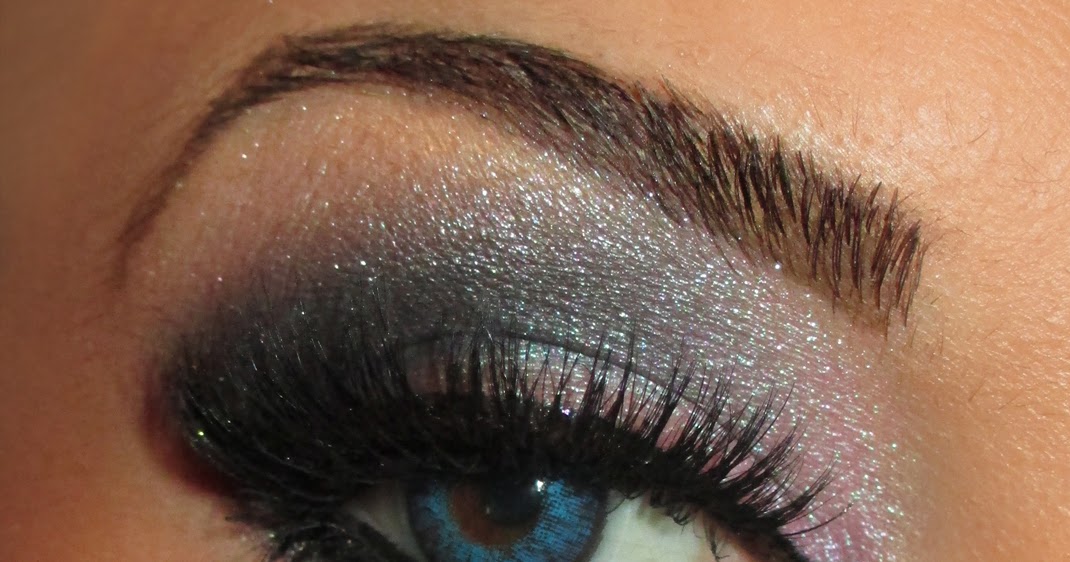 Krimzin Art: Grey Smokey with Pink & Green (VIDEO TUTORIAL!)