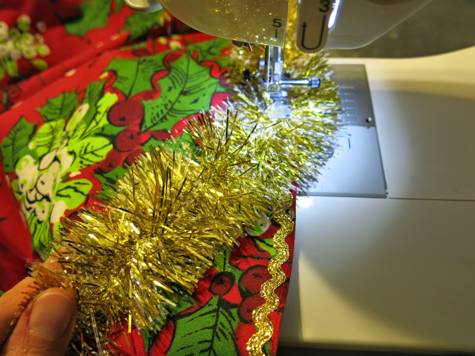 Cassie Stephens DIY Christmas Tablecloth to Lady Skirt
