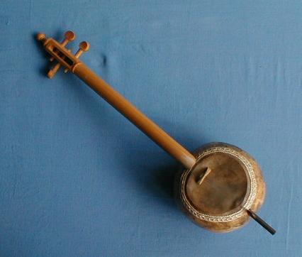 Tari Piring Musik Pengiring Tari Piring