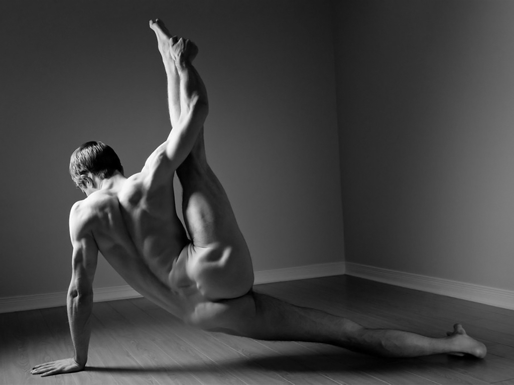 Nude Male Martial Arts.