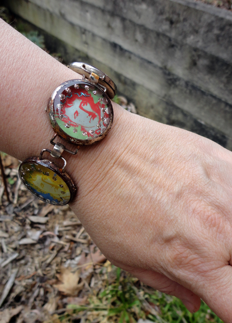 Resin Crafts The Resin Doming Technique Explained!