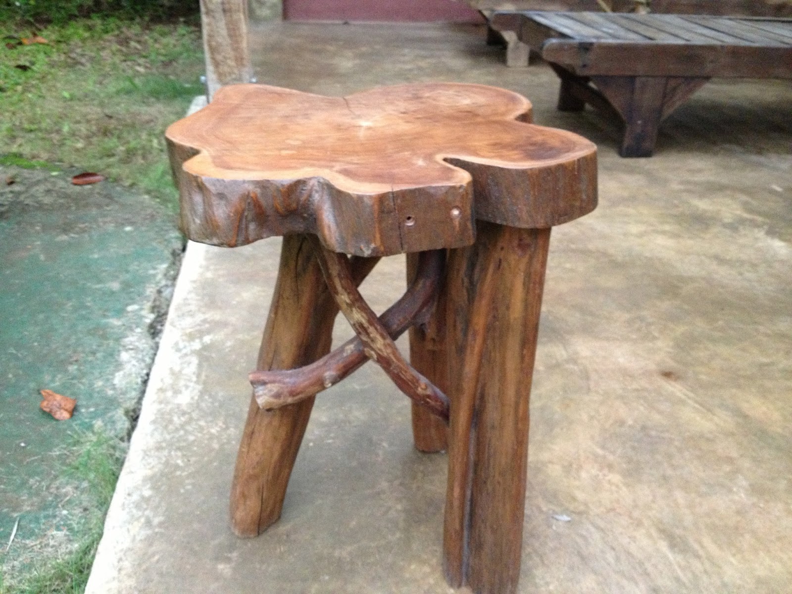 Costa Rica Invest Teak Furniture Manufacture at the Pavona Craft