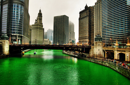green-chicago-river.jpg