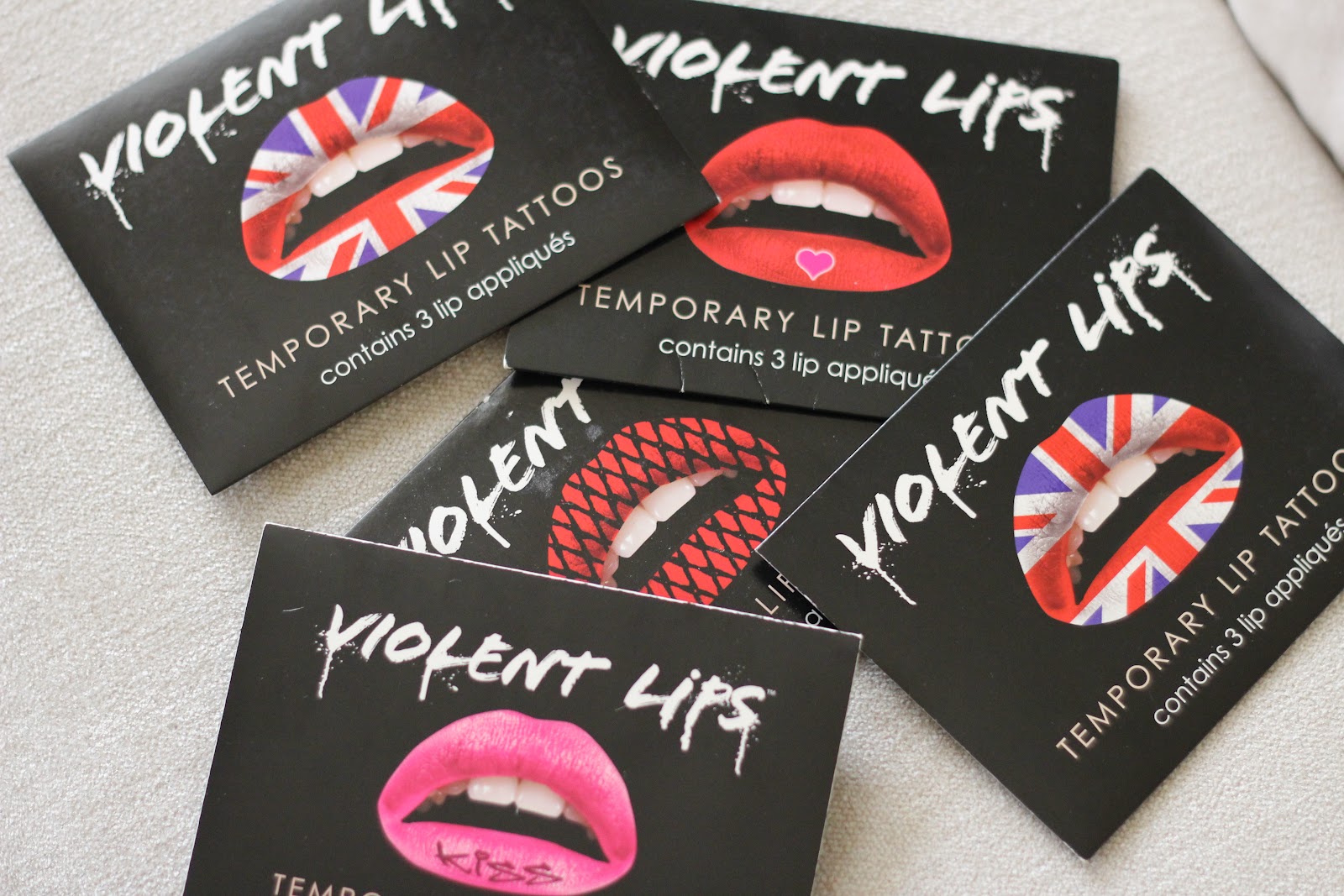 Lips Outline Tattoos Set the lip tattoo by pressing
