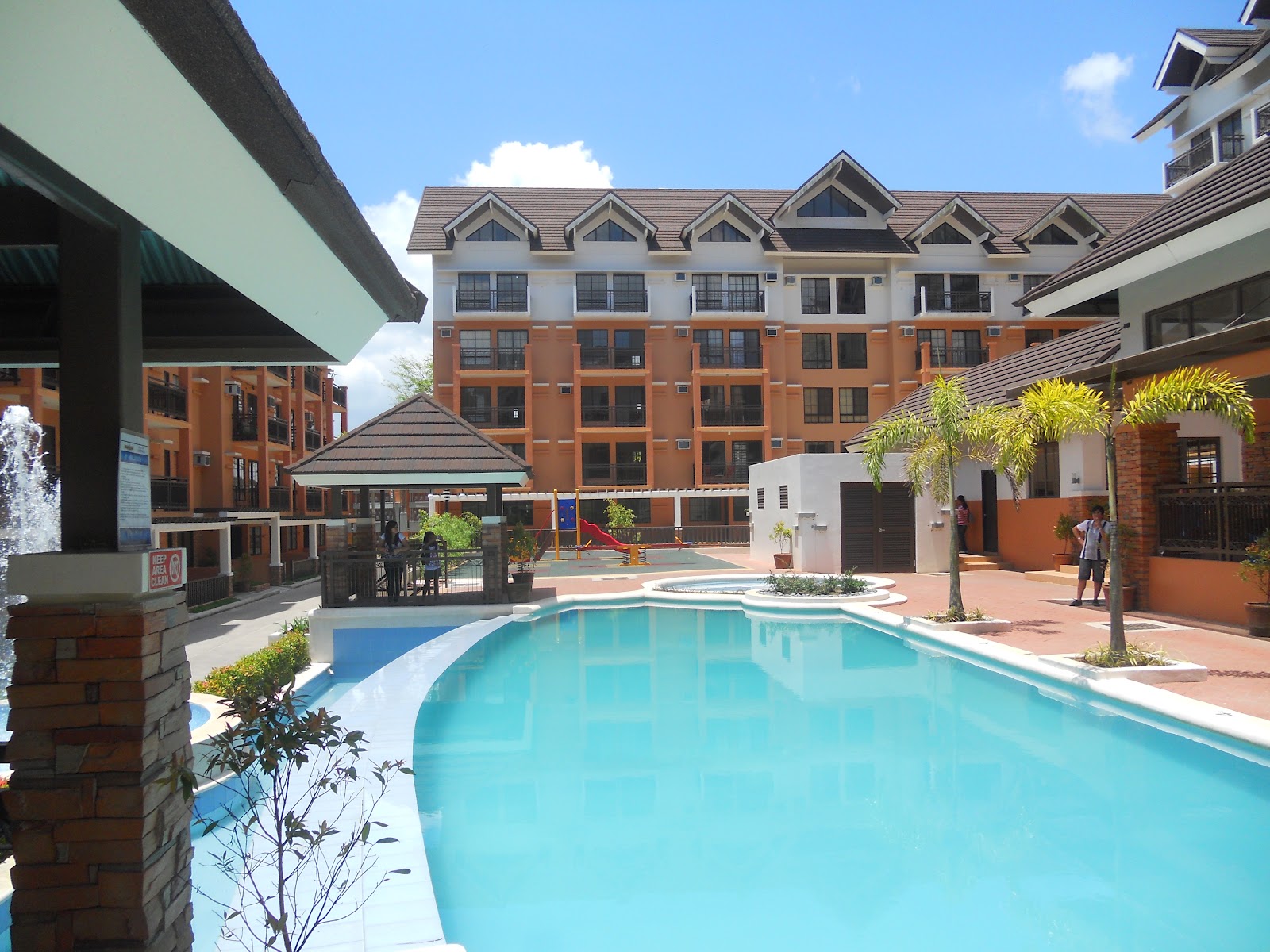 THE PROJECT REVIEW Project Review The Wellington Courtyard in