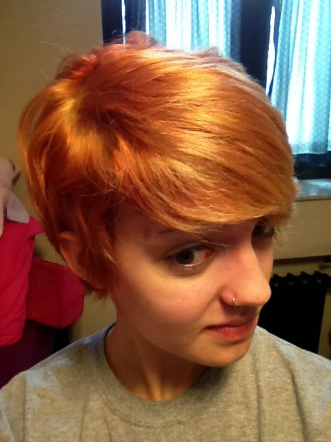 Candy Hair Bleaching Out Red