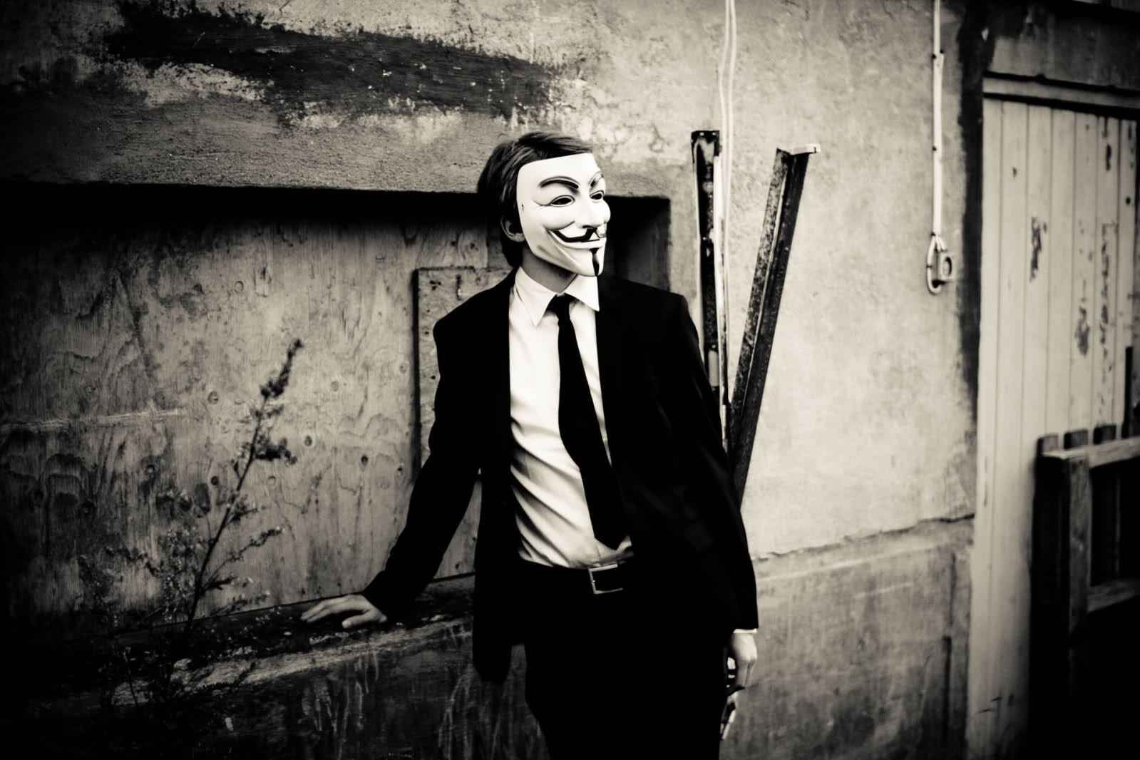 1000+ images about Anonymous on Pinterest | Reservoir dogs, Vendetta
