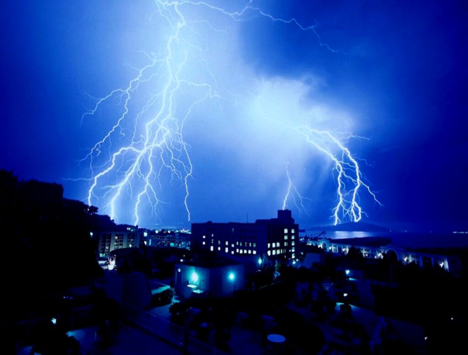 City Thunder and Lightning Storms City Thunder and Lightning Storms