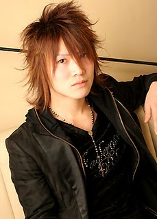 Asian shaggy hairstyle