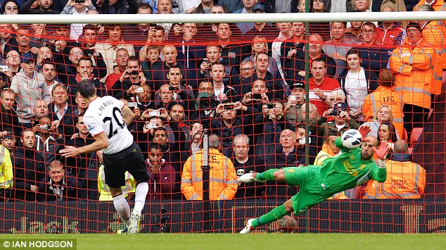 Cuplikan Video Highlights Liverpool vs Manchester United 1-2, 23 September 2012