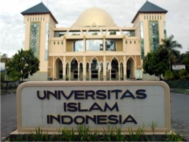 Universitas Swasta Di Jogja Yang Terbaik Wisata Alam Dan Gunung Indonesia