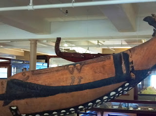 stern plank seam details on Solomon Islands canoe at Peabody Museum