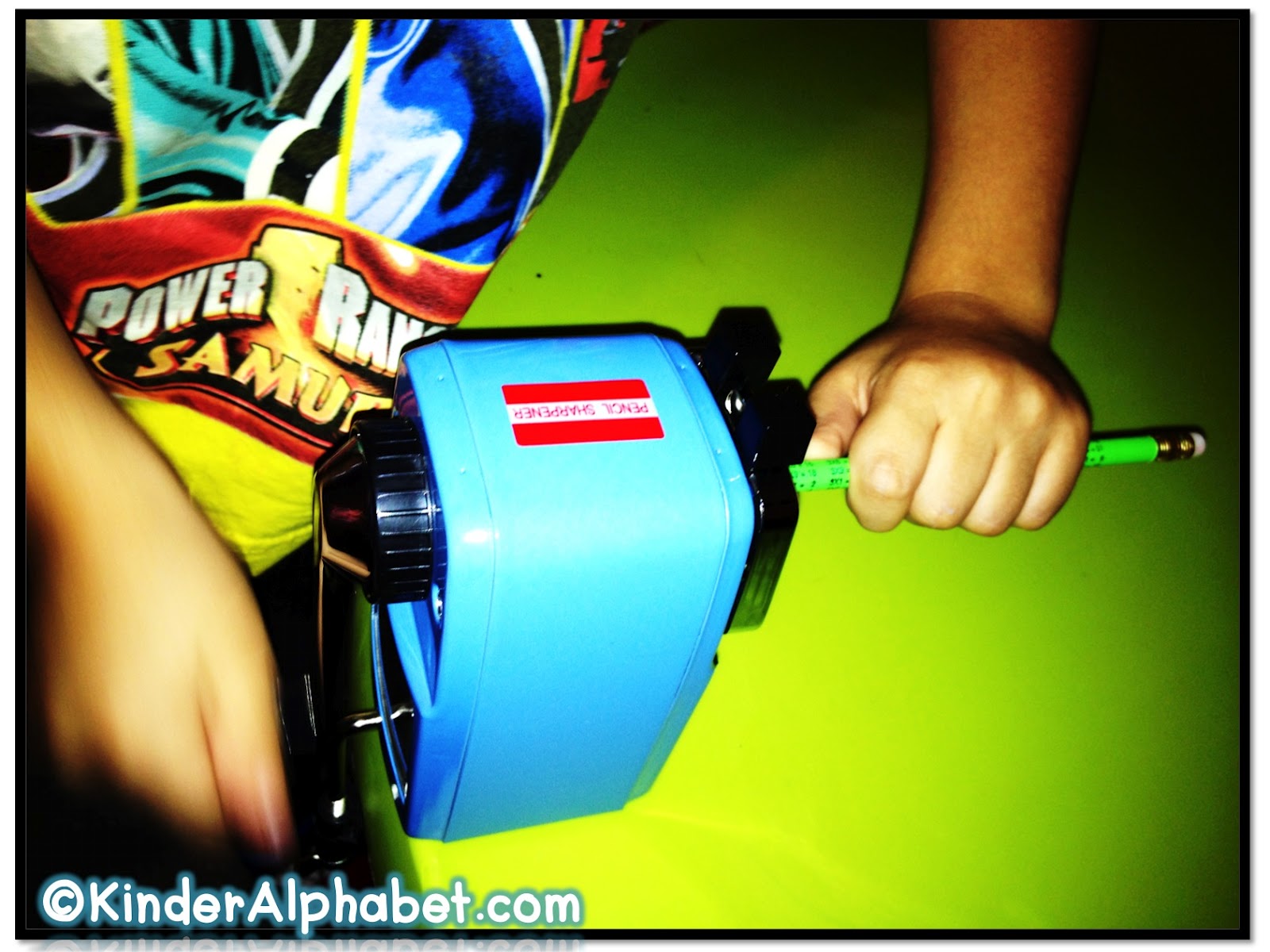 The Quietest Pencil Sharpener Review