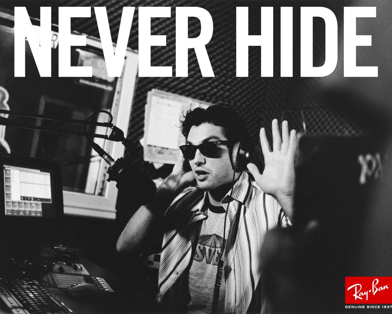 Champagne VisionOne of the most iconic RayBan ever made.