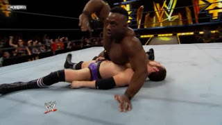 Resultados WWE NXT 03-10-2012 Big+E+Langston+vs+Aiden+English