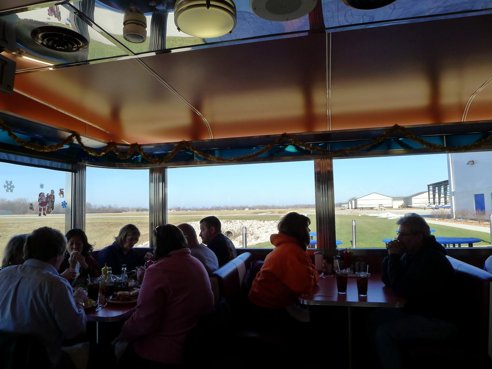 Schmetterling Aviation The Tin Goose