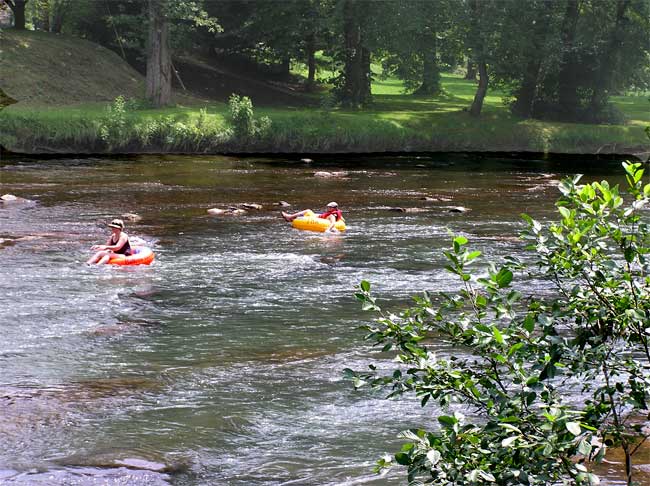 Jackie Coleman Author Blogger Tubing The Toccoa River
