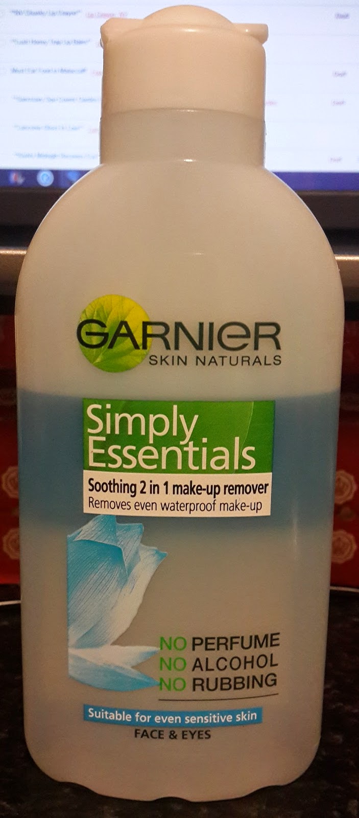 Garnier Simply Essentials Soothing 2in1 Makeup Remover Review
