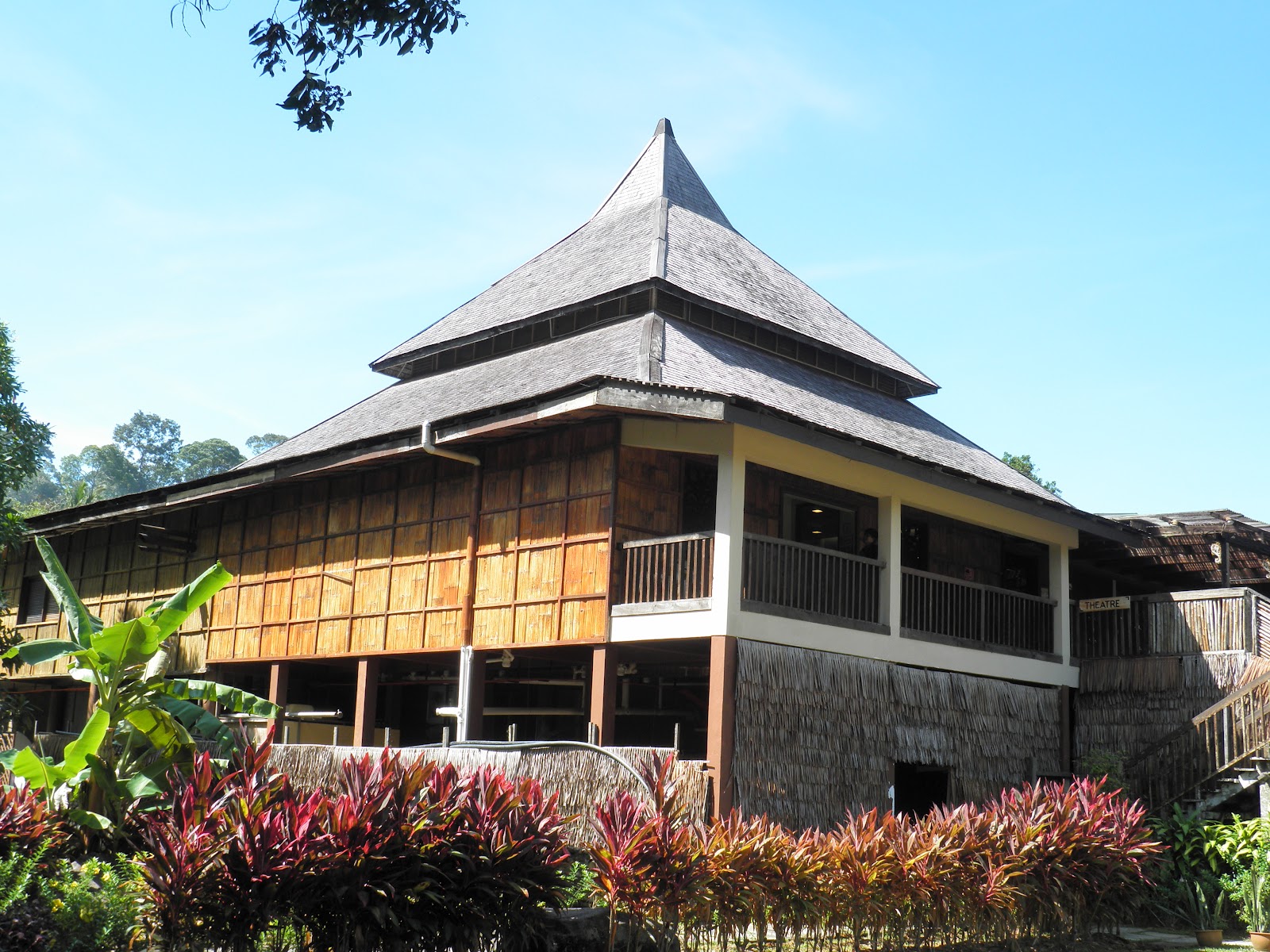 Malaysia Experience: Kampung Budaya Sarawak