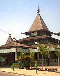 Inilah 10 Masjid Tertua di Indonesia
