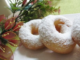 Cara Membuat Donat Sederhana Cara Membuat Donat Sederhana