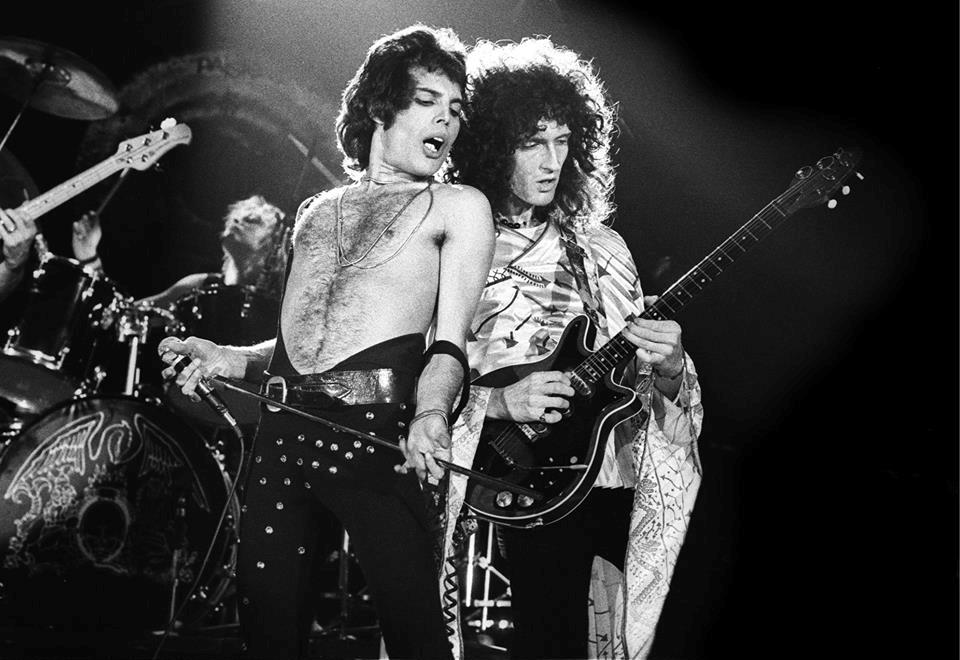 Queen Adam Lambert And Elton John To Play Before Euro 2012 Final