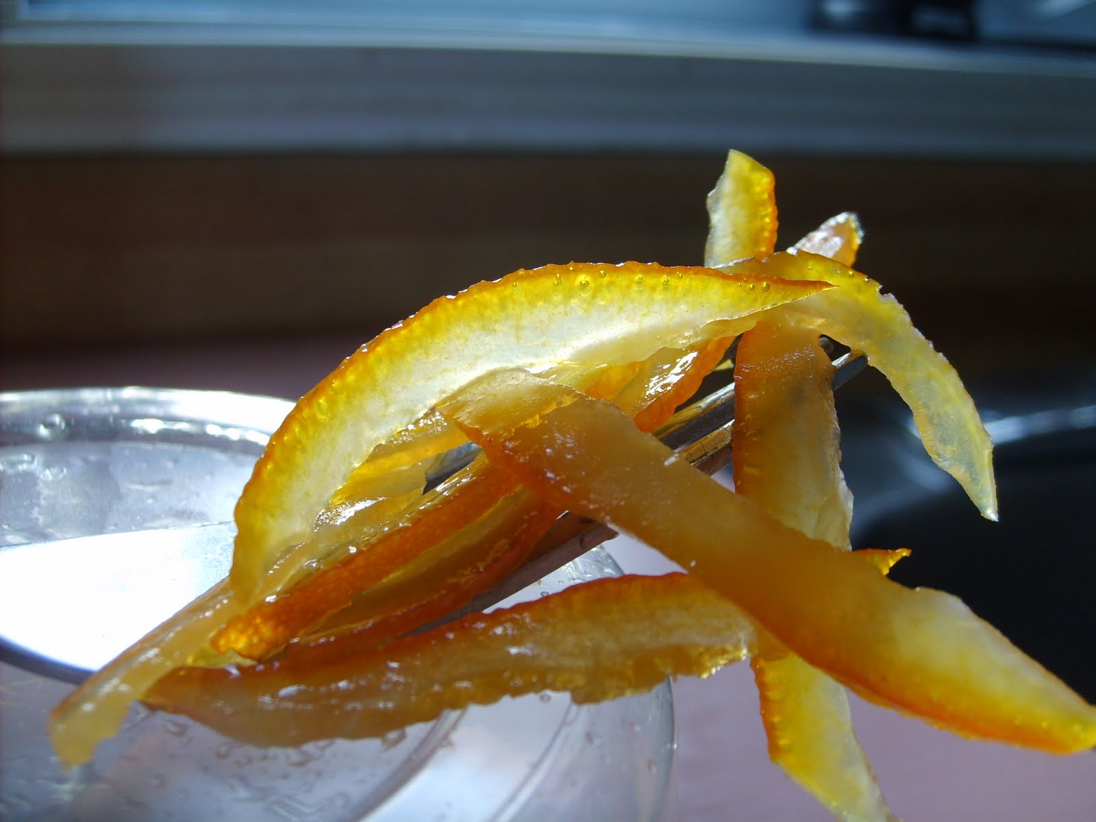 Dans la cuisine de Annie Recette zestes d'orange confits au miel