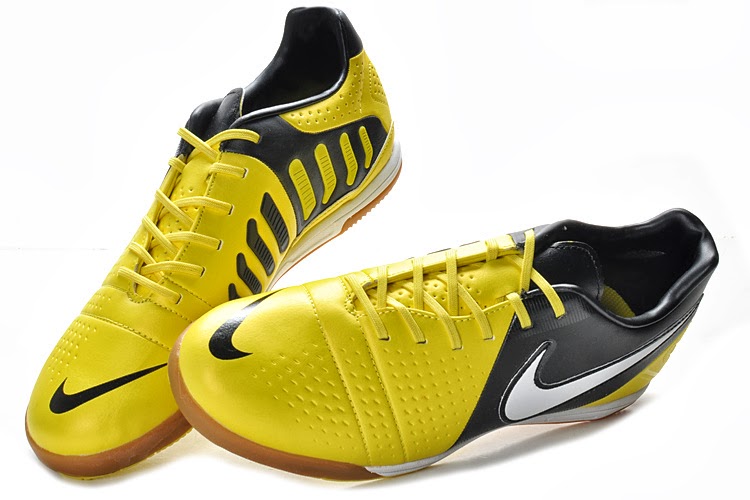 zapatos de futbol nike ctr360