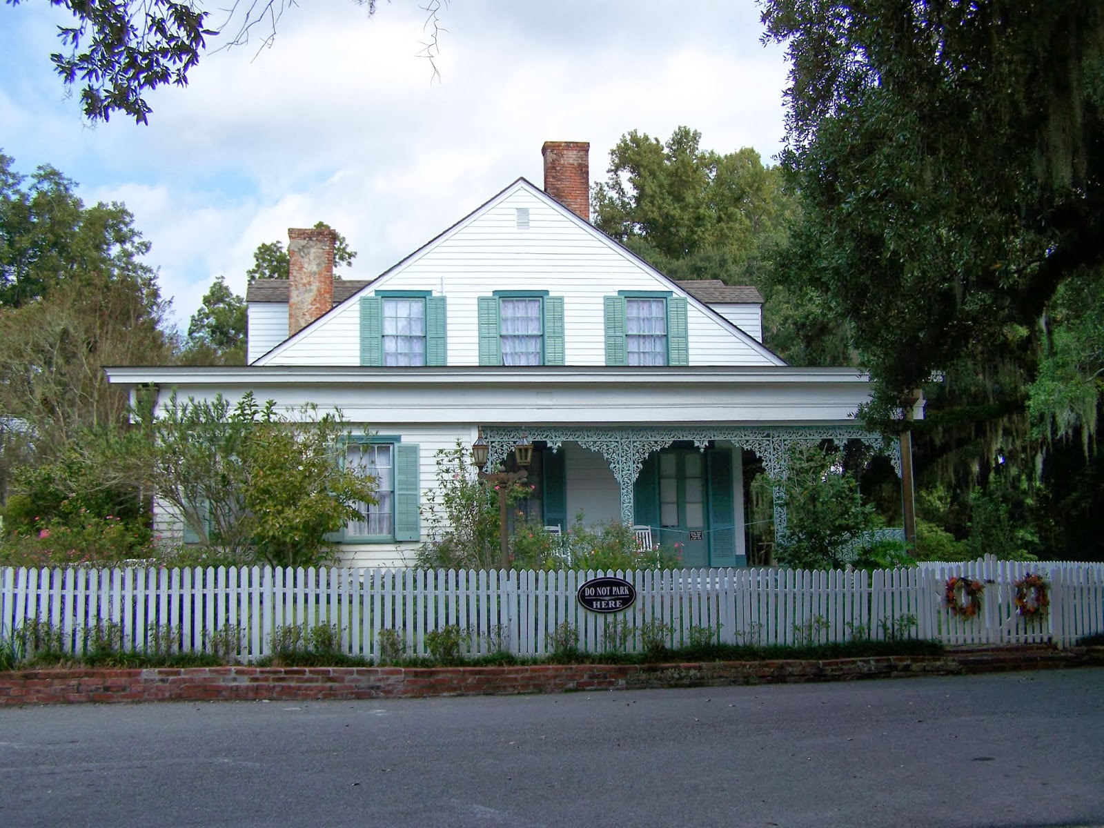 Cozy in Texas Louisiana Plantations The Myrtles