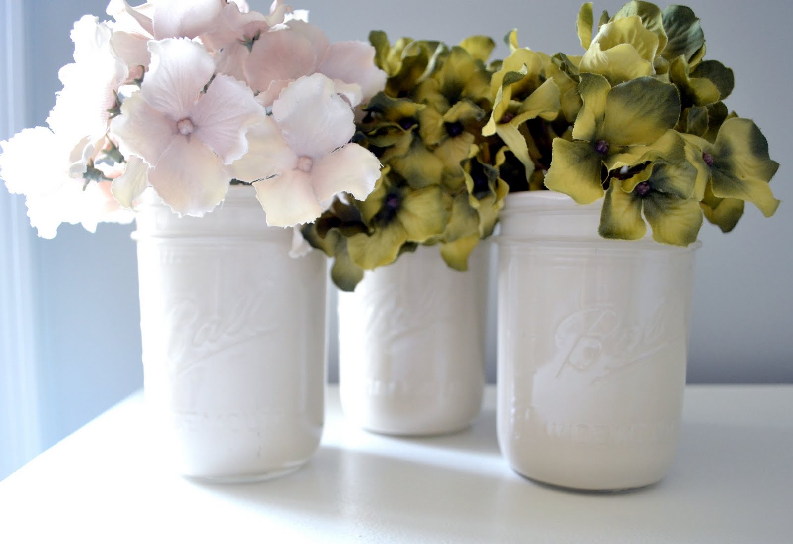 Lovely Painted Mason Jars... Liz Marie Blog