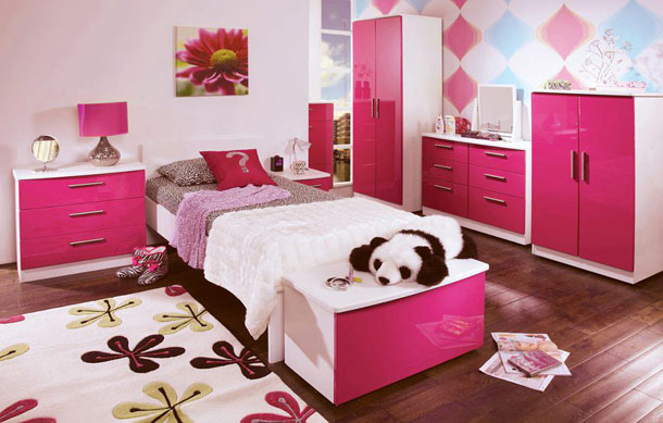 bedroom there are different examples of girls rooms which would be ...