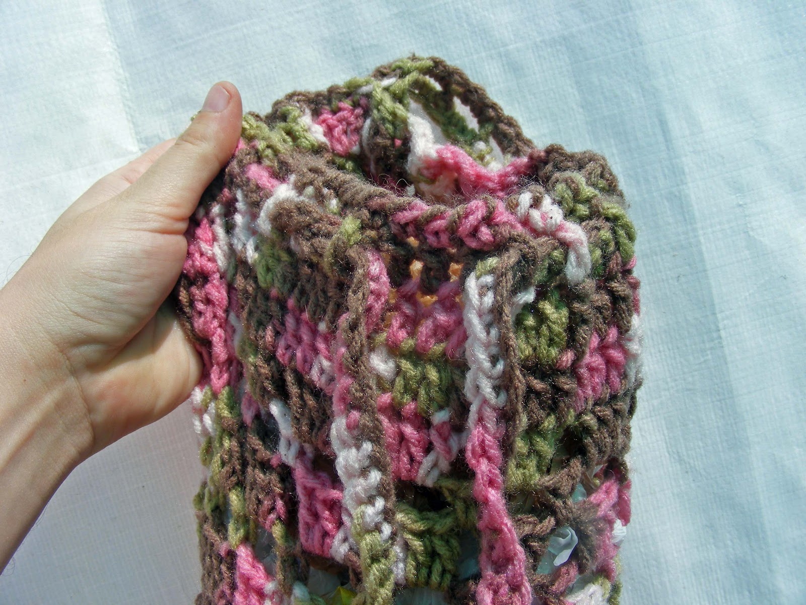 Pin Plastic Bag Holder Crochet Pattern Free on Pinterest