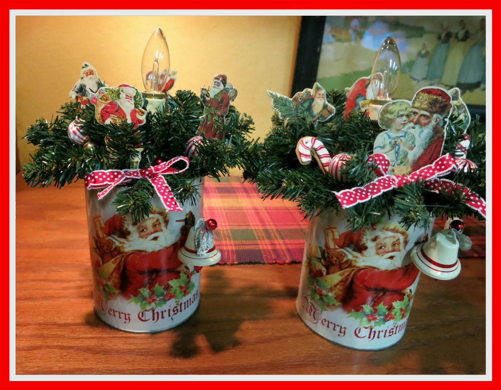 Zetta's Aprons Christmas Crafts...Vintage Tins!