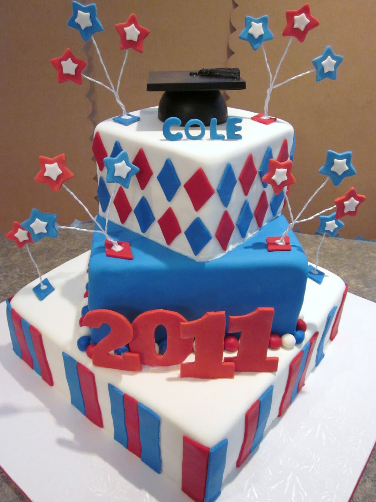 My cakes and treats: Graduation Cakes