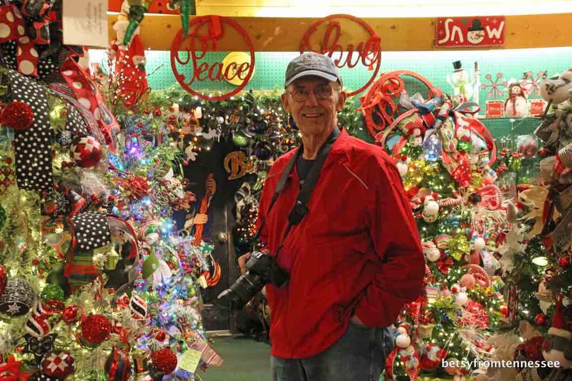 Calabash carolina north explore JOYFUL REFLECTIONS: Christmas at Callahan's in Calabash, North Carolina