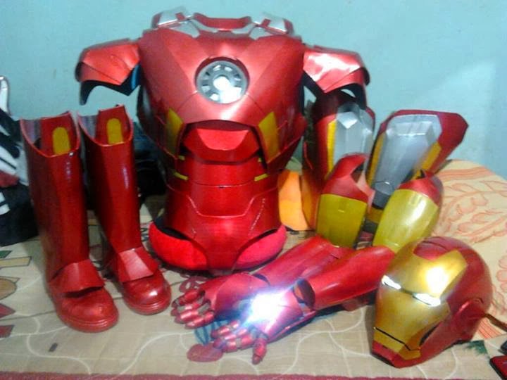 Kostum Iron Man