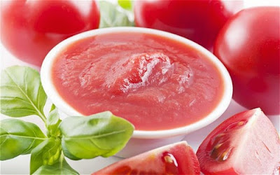 Kem dưỡng da ban ngày với cà chua
