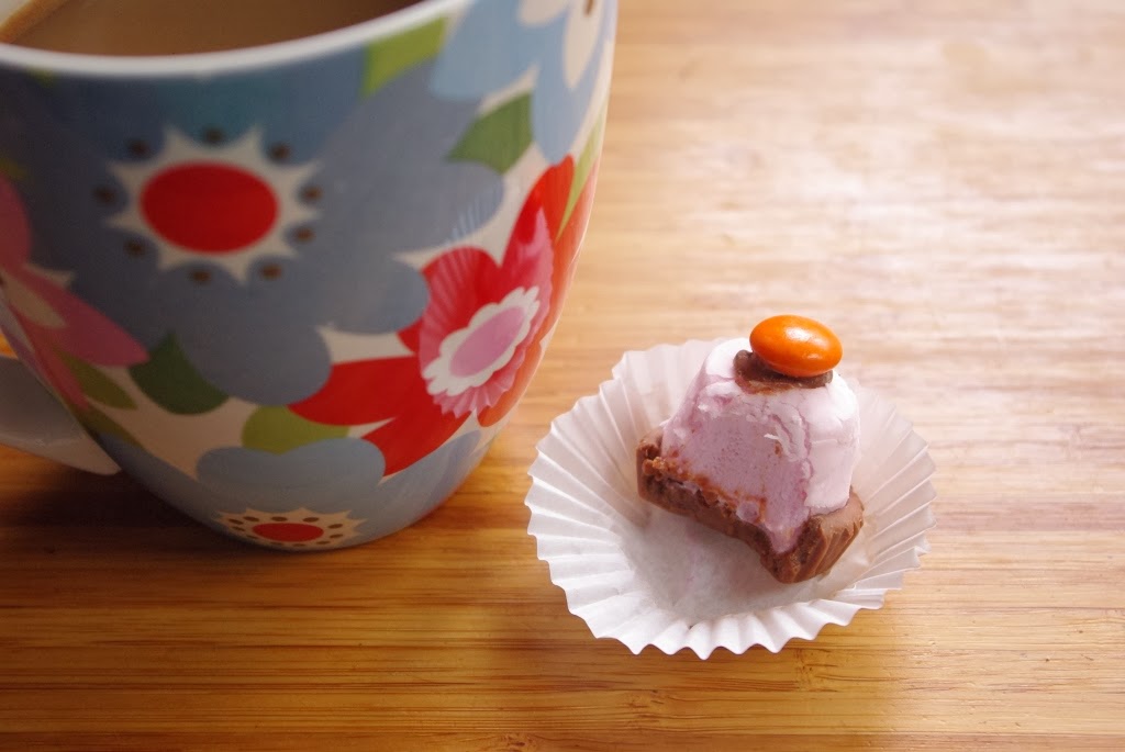 Tadpegs Dished Up Top Hats