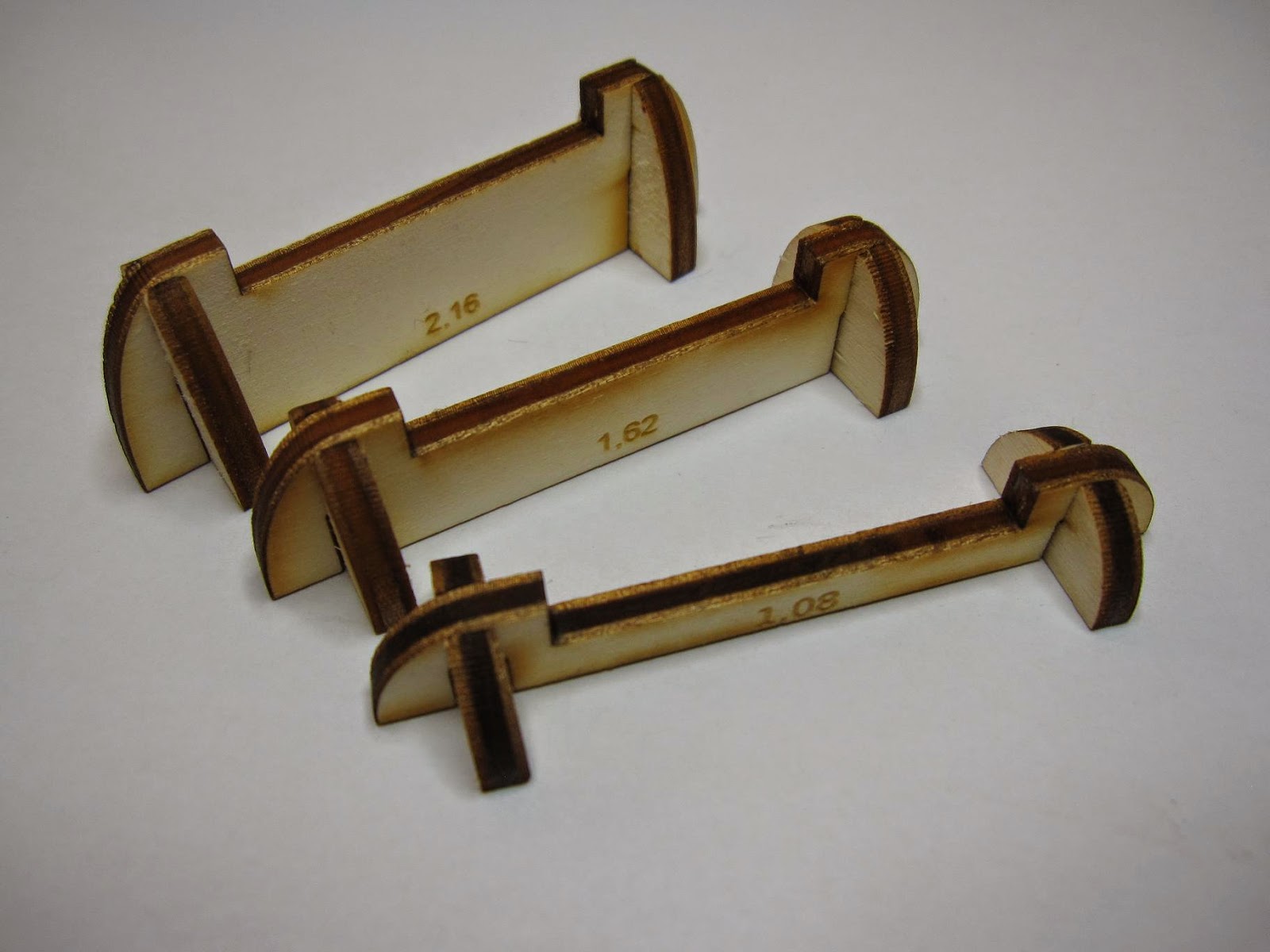 Modellbahn-Technik-Blog: Pfeiler aus Holz