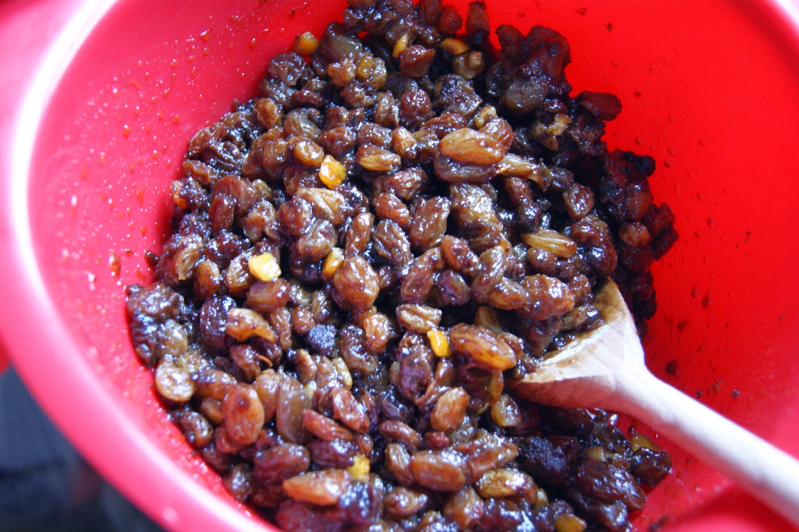 Fruity tea loaf recipe... Frills 'n' Spills