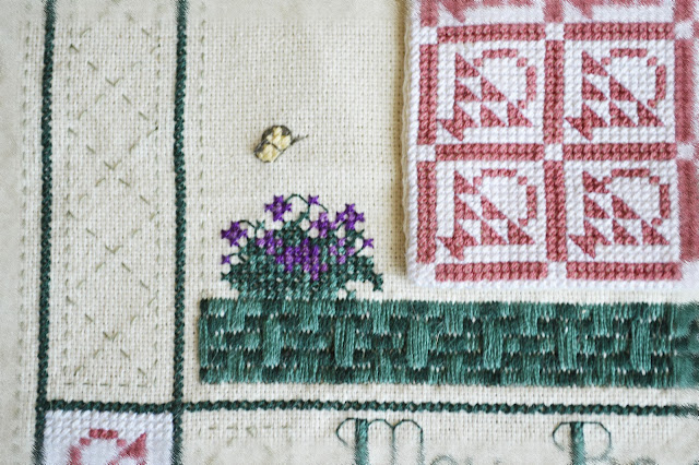 вышивка крестиком Seasonal quilts