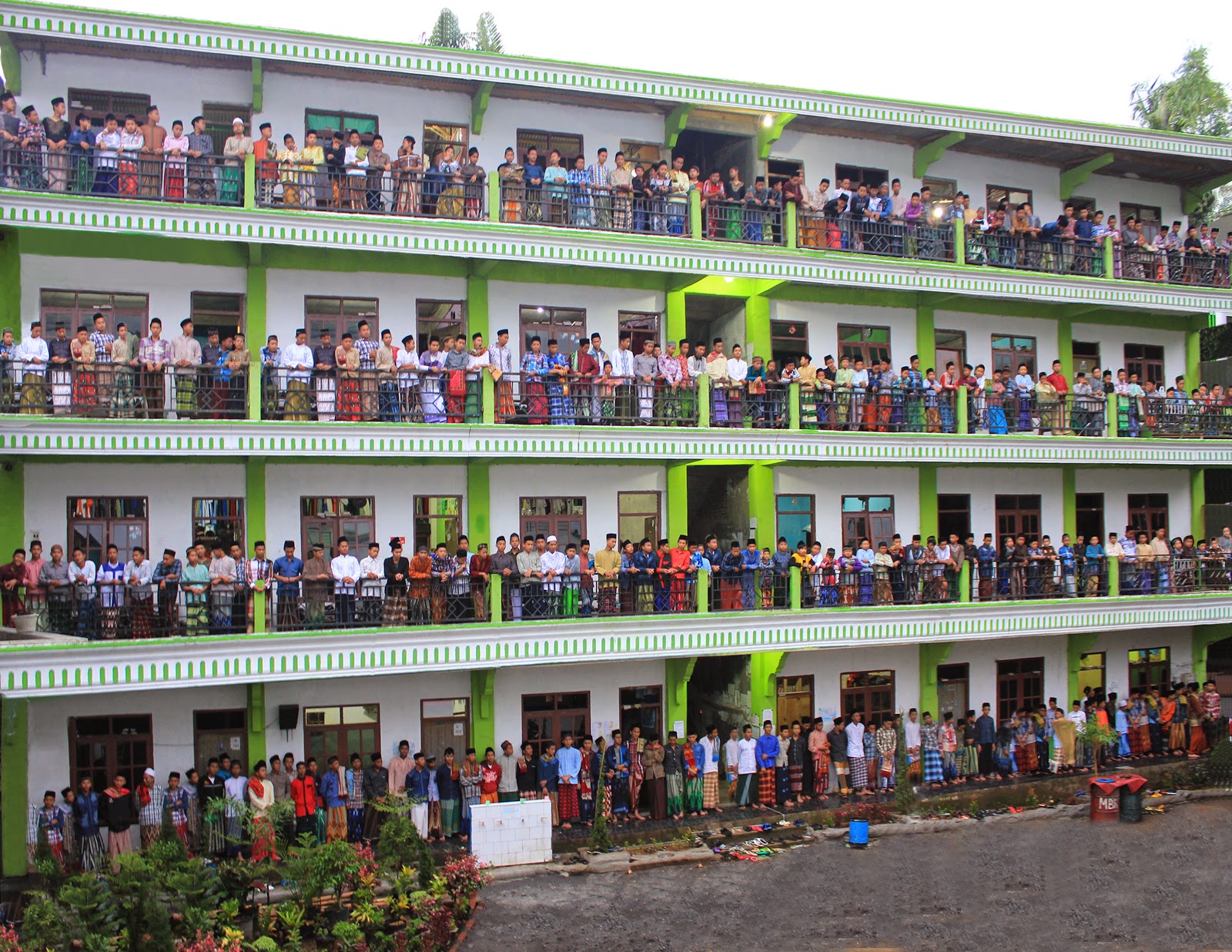 PONDOK PESANTREN PUTRA PUTRI ASKHABUL KAHFI INFORMATION PONDOK PESANTREN PUTRA PUTRI ASKHABUL KAHFI INFORMATION