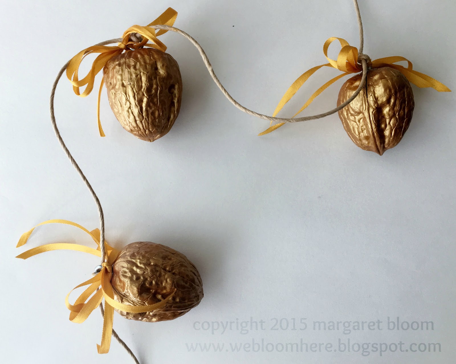 we bloom here tutorial a golden walnut garland