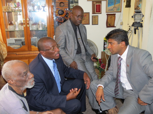 Jyoti Communication Ministers visit Bertie Marshall, promise pan icon