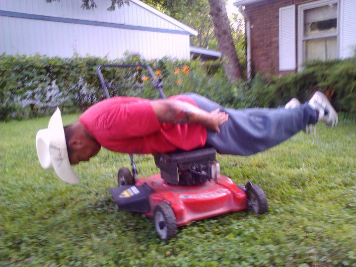 Fűnyűvő, hónyaló Planking