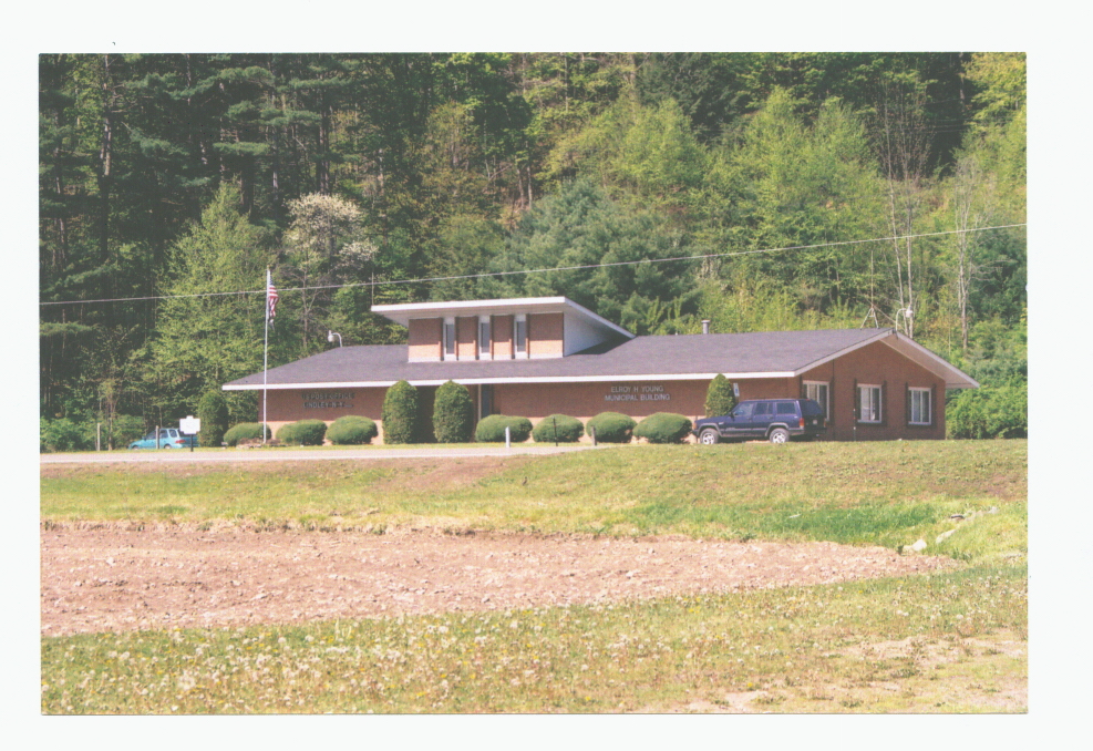 A Short History of the Lindley Town Halls