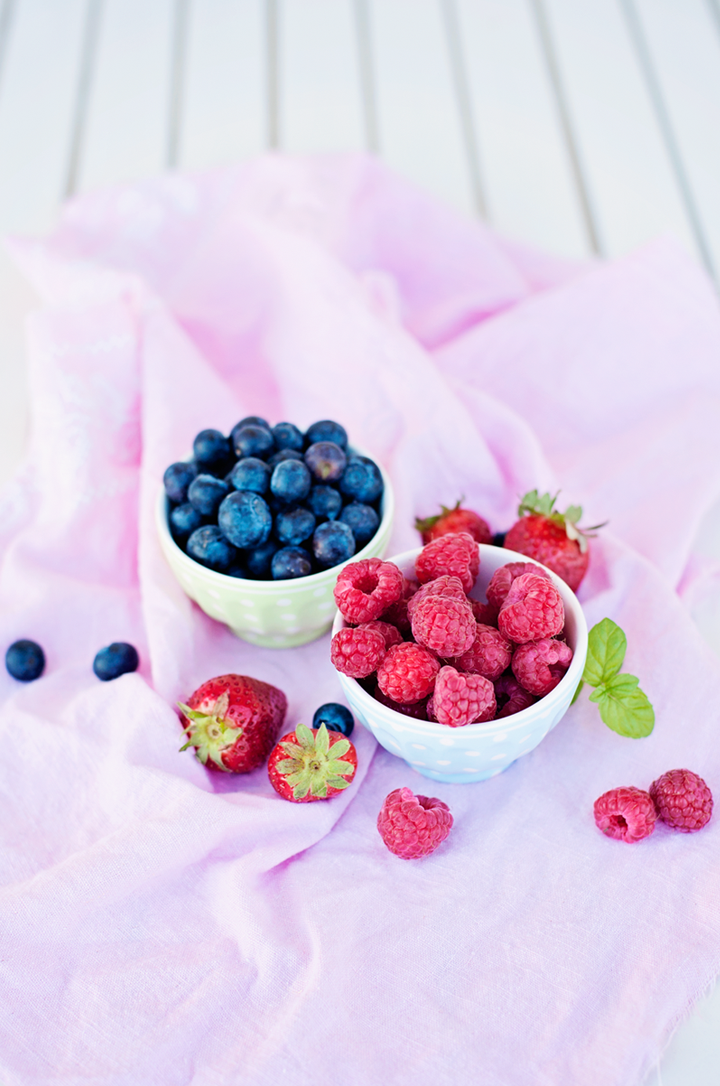 Pin on garnish Cute and Easy Cake // Симпатична и лесна торта – 79 ideas