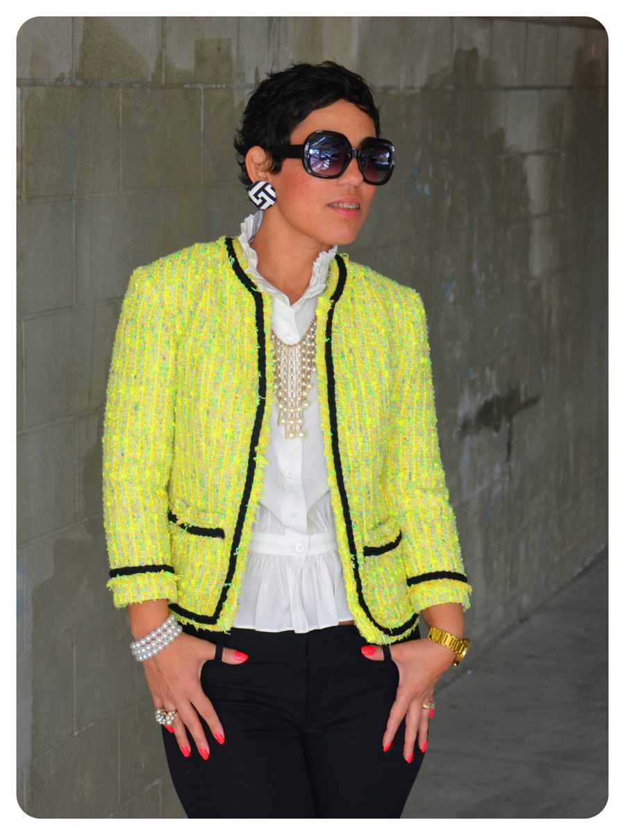 DIY Hand Sewn Chanel Inspired Jacket + Pattern Review V7975 Fashion