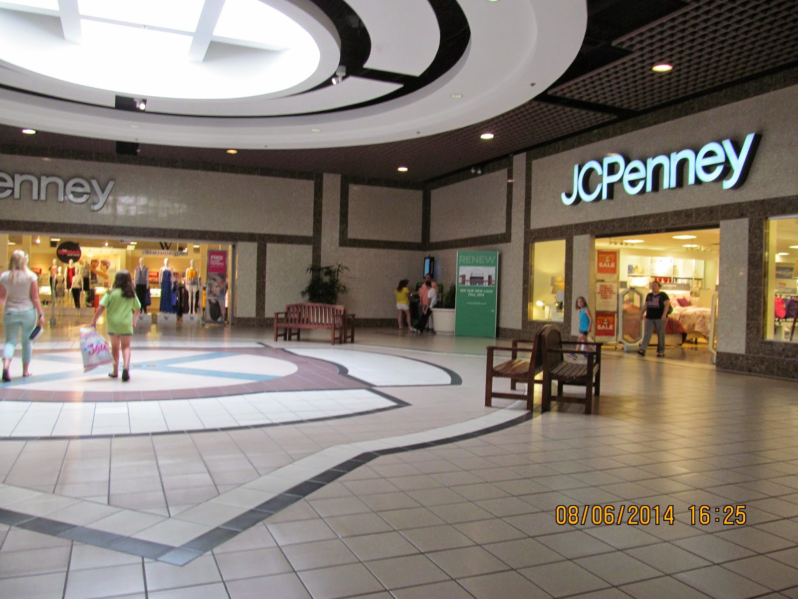 Trip to the Mall Green Tree Mall ( Clarksville, IN)