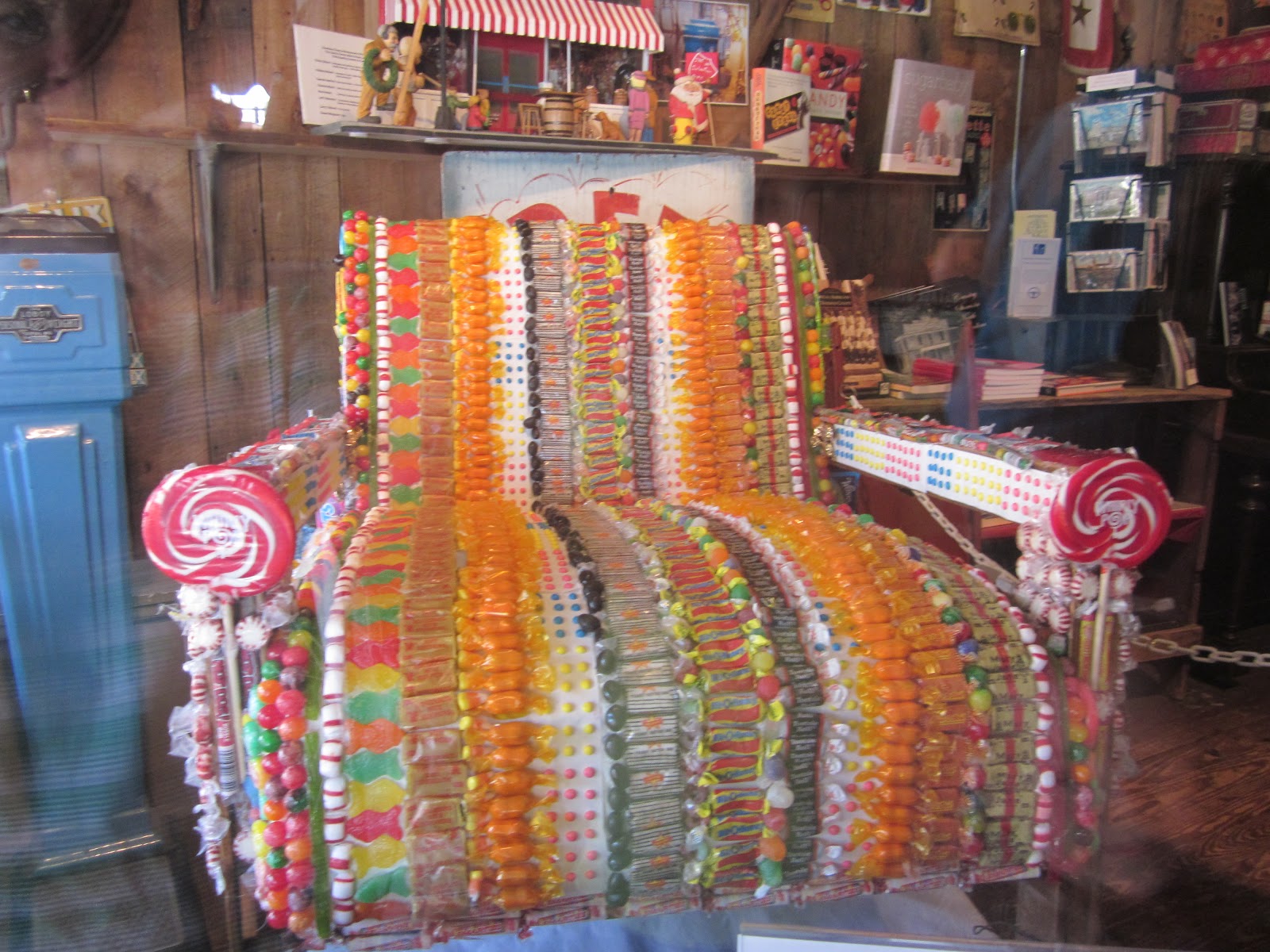 Golden Gang The Candy Factory!